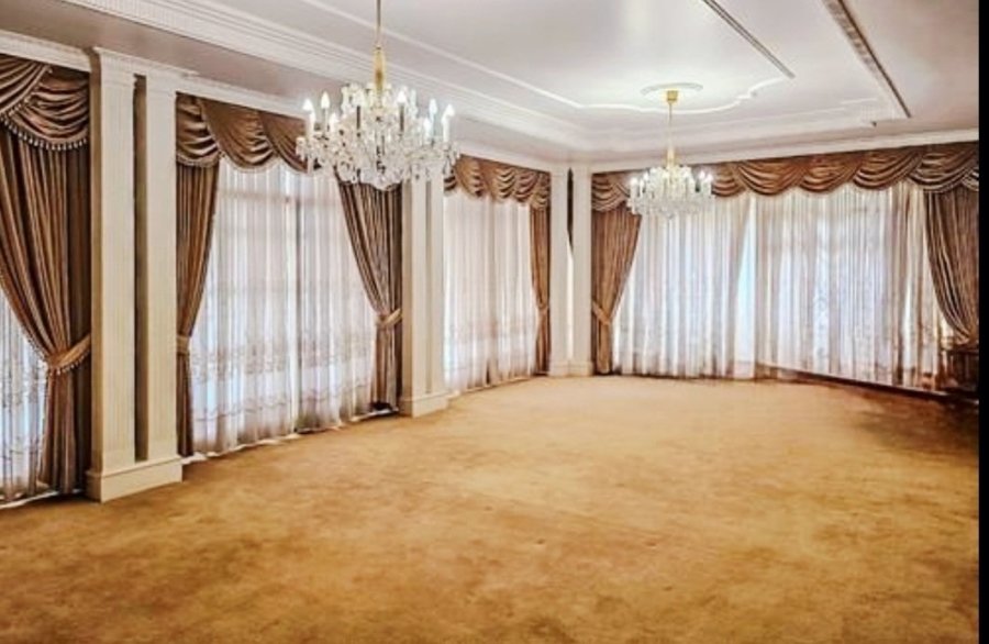 5 Bedroom Property for Sale in Dan Pienaar Free State